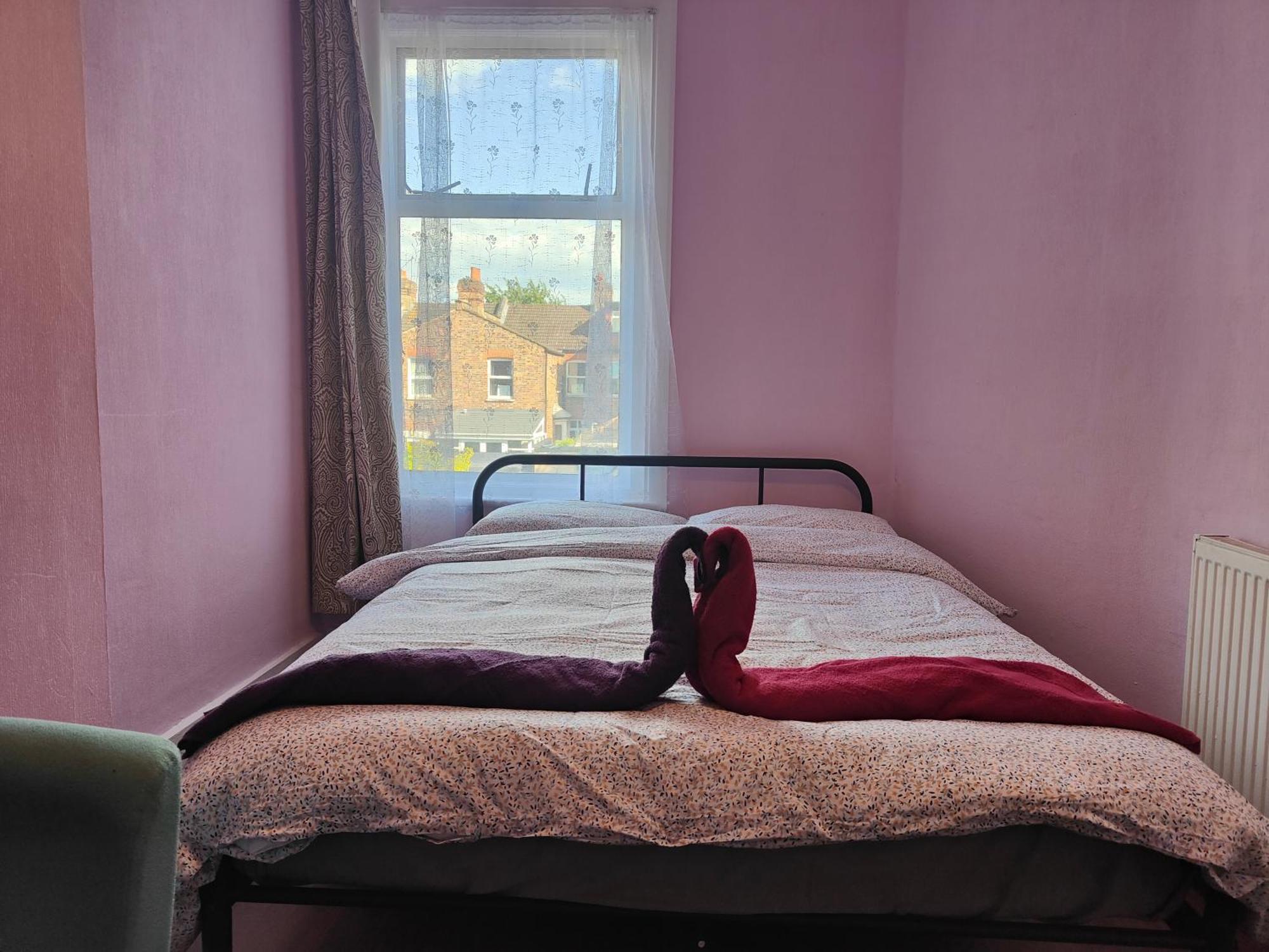 Готель Charming Double Bed Retreat Лондон Екстер'єр фото